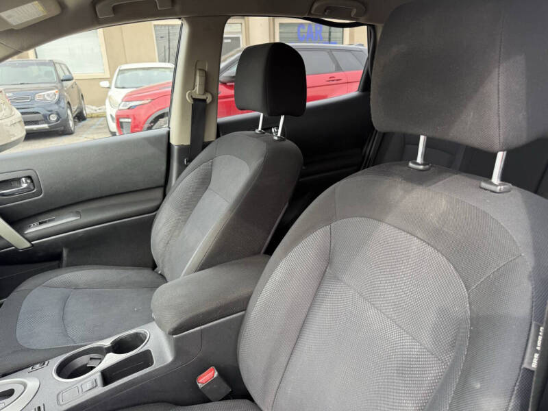 2013 Nissan Rogue S