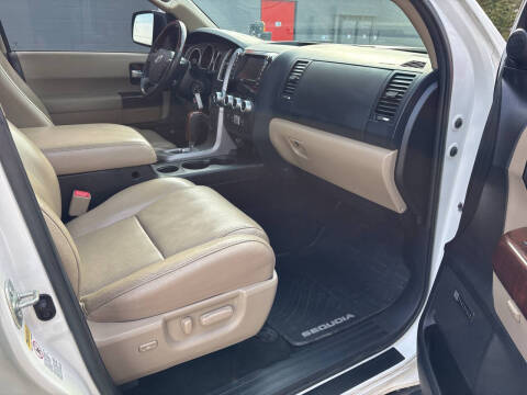2013 Toyota Sequoia Platinum
