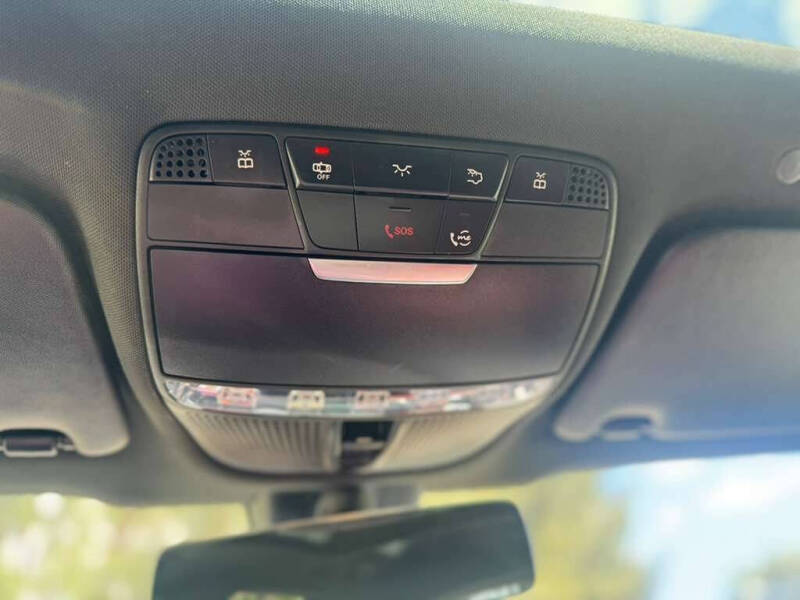 2021 Mercedes-Benz GLC GLC 300