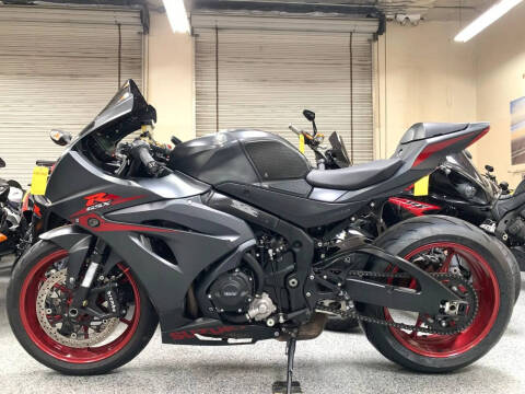 2017 Suzuki GSX-R1000