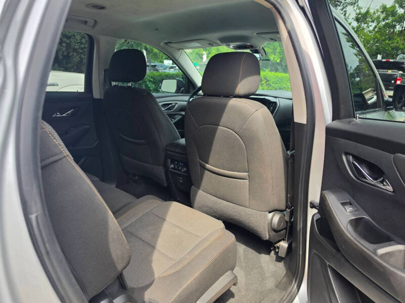 2020 Chevrolet Traverse LS
