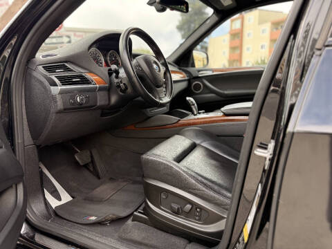 2011 BMW X5 M
