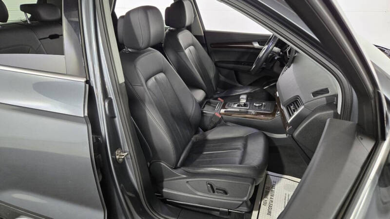 2019 Audi Q5 quattro Premium 45 TFSI