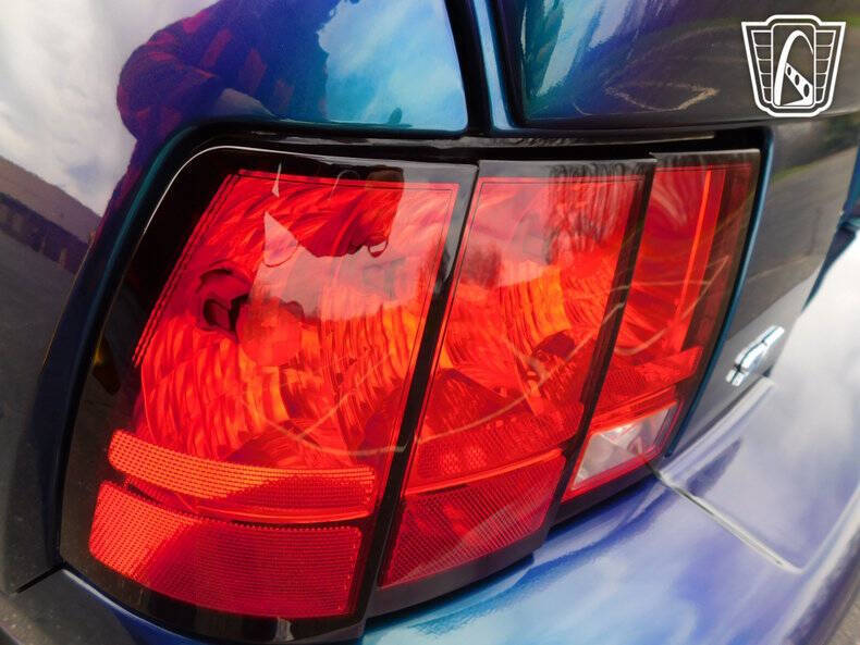 2004 Ford Mustang SVT Cobra