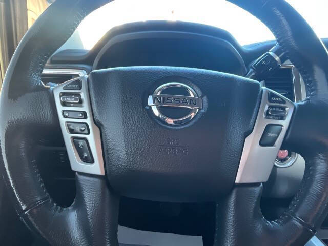 2019 Nissan Titan SV