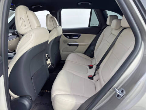 2023 Mercedes-Benz GLC GLC 300