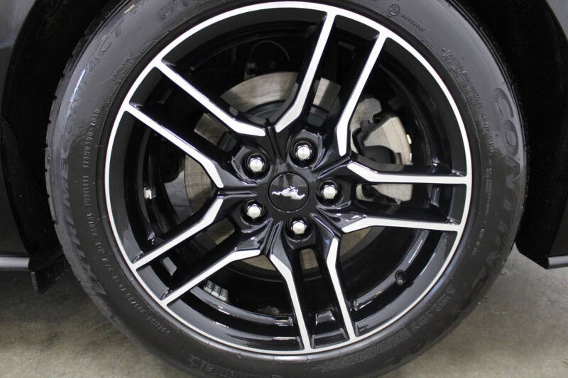 2021 Ford Mustang EcoBoost