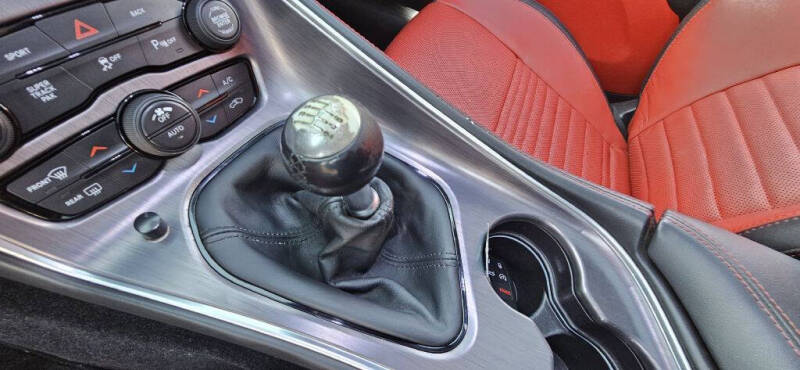 2016 Dodge Challenger R/T Scat Pack