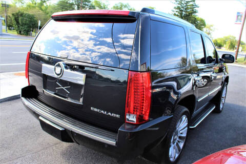 2012 Cadillac Escalade Luxury