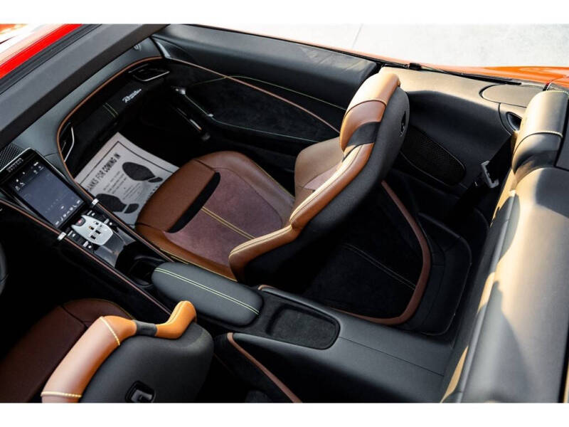 2025 Ferrari Roma Spider