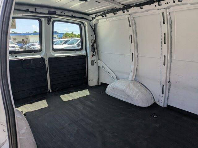 2021 Chevrolet Express 2500