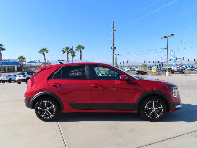 2025 Kia Niro LX