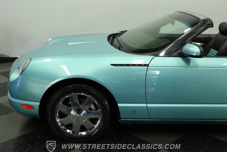 2002 Ford Thunderbird Deluxe