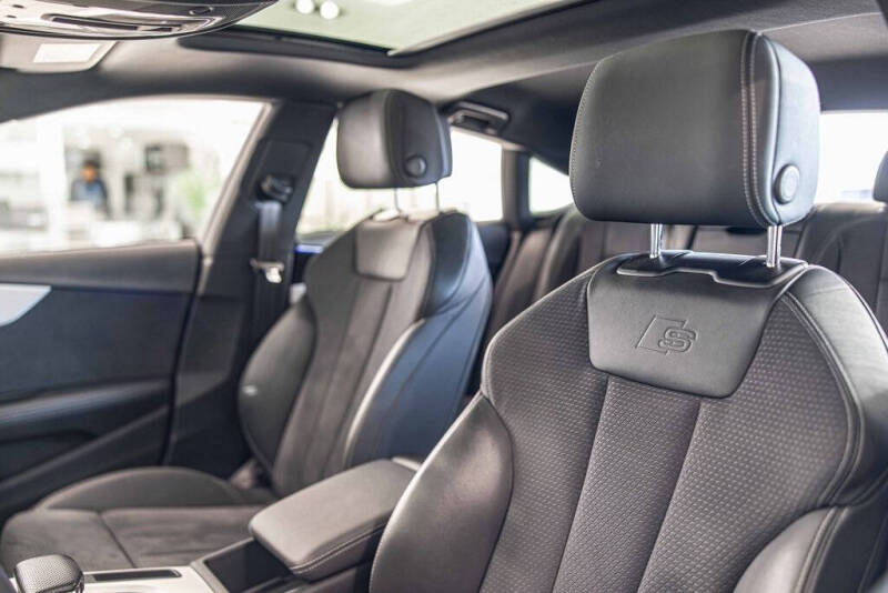 2024 Audi A5 Sportback quattro S line Prestige 45 TFSI