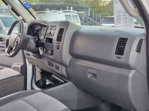 2014 Nissan NV 1500 S