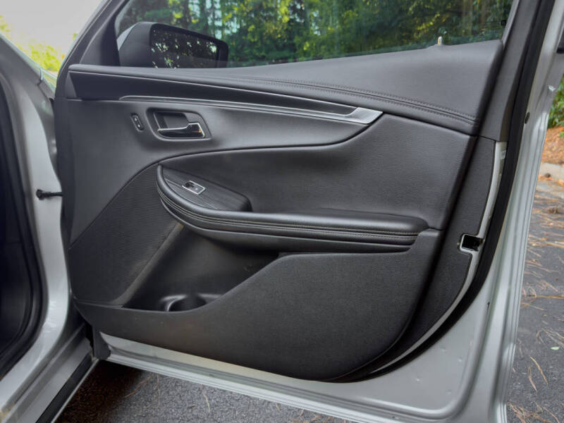 2019 Chevrolet Impala LT