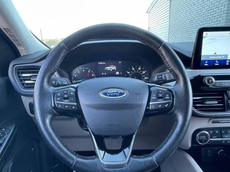 2021 Ford Escape SEL