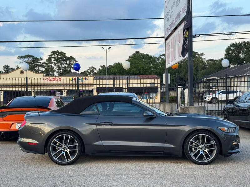 2017 Ford Mustang EcoBoost Premium