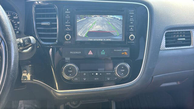 2016 Mitsubishi Outlander SE