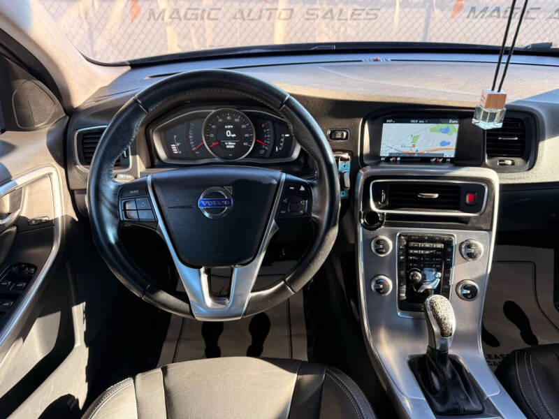 2017 Volvo S60 T5 Dynamic