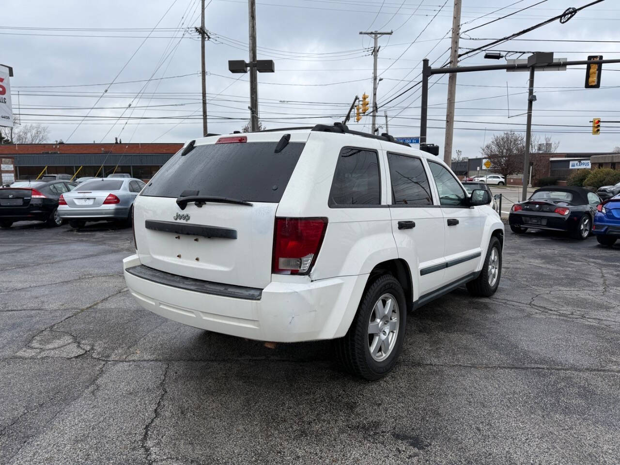 2009 Jeep Grand Cherokee Laredo photo 9