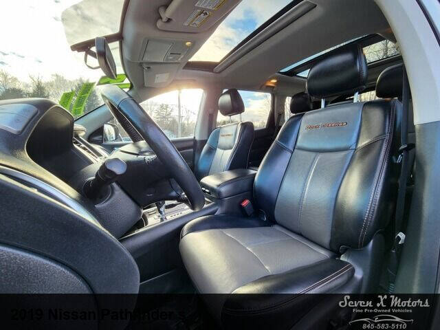 2019 Nissan Pathfinder S