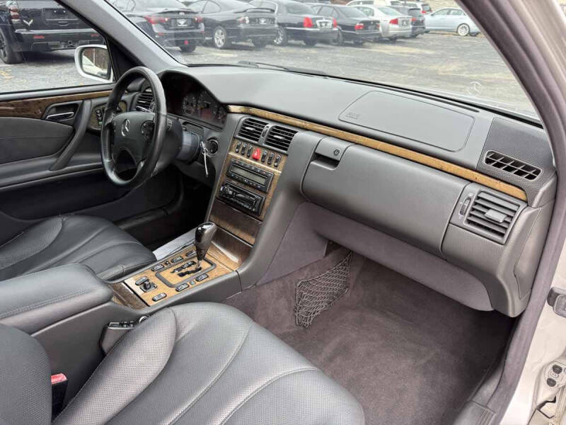 2002 Mercedes-Benz E-Class E 55 AMG