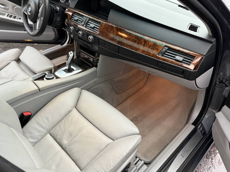 2008 BMW 5 Series 528i