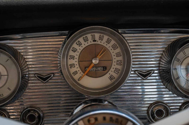 1960 Ford Thunderbird