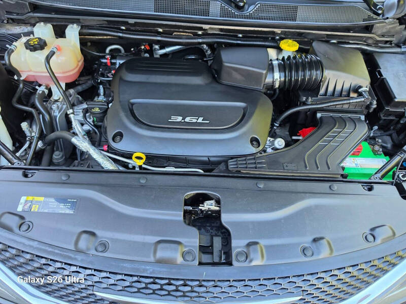 2018 Chrysler Pacifica Touring L