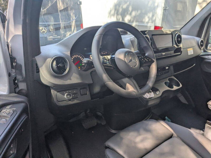 2026 Mercedes-Benz Sprinter 2500