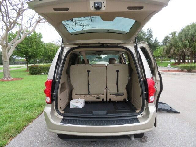 2013 Dodge Grand Caravan SE