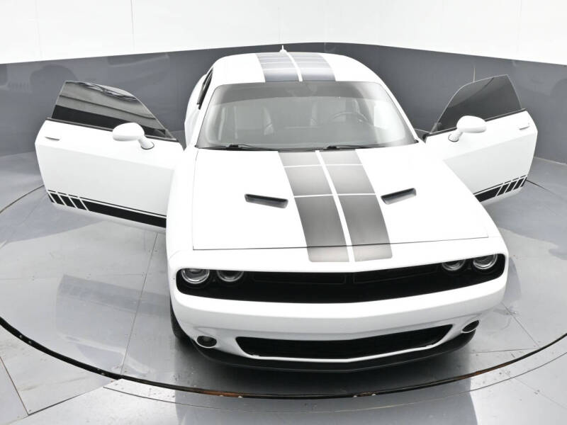 2017 Dodge Challenger SXT