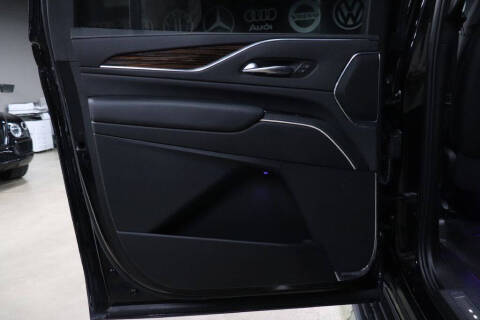 2022 Cadillac Escalade ESV Premium Luxury