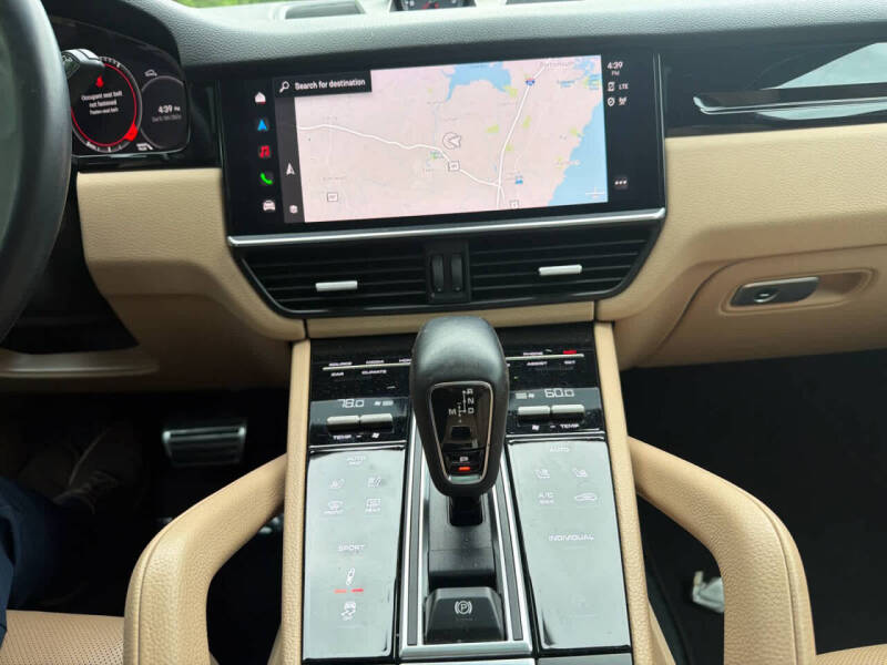 2023 Porsche Cayenne S