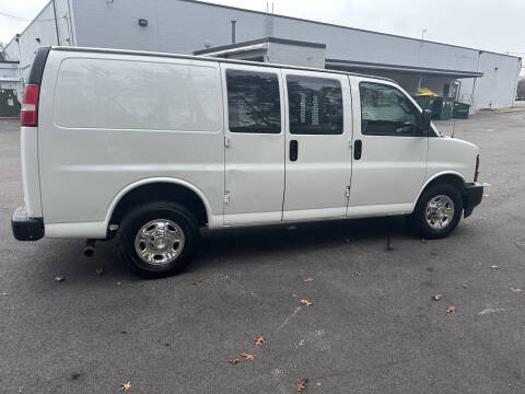 2017 Chevrolet Express 2500
