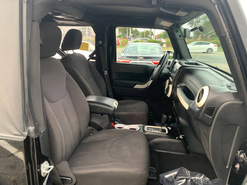 2015 Jeep Wrangler Sport