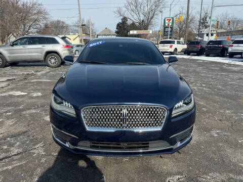 2017 Lincoln MKZ for sale at DTH FINANCE LLC in Toledo OH