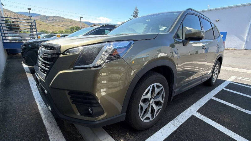 2024 Subaru Forester Premium