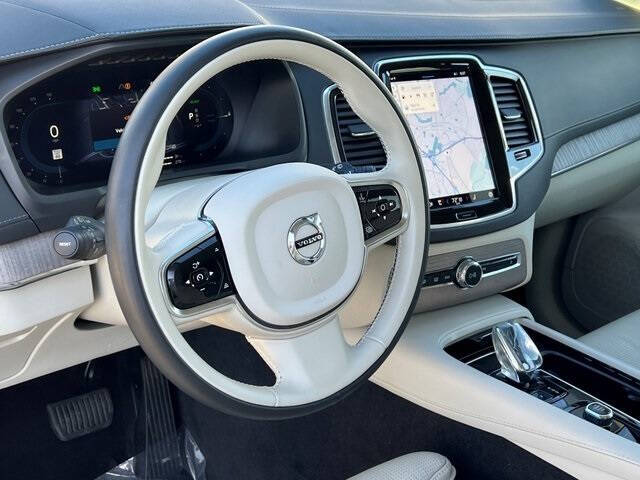 2023 Volvo XC90 Recharge T8 Ultimate Bright Theme 6P