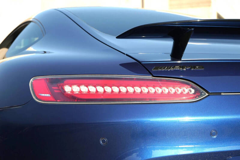 2017 Mercedes-Benz AMG GT