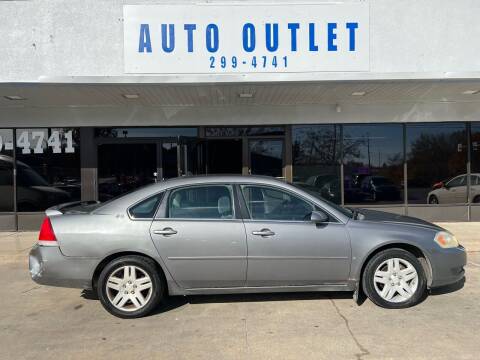 2006 Chevrolet Impala for sale at Auto Outlet in Des Moines IA