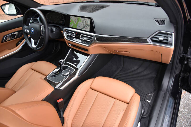 2022 BMW 3 Series 330e xDrive