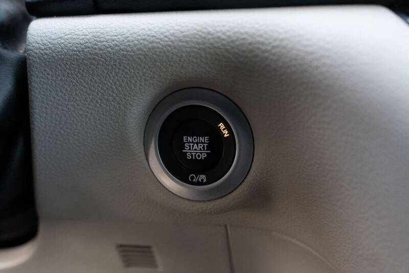 2018 Chrysler Pacifica Hybrid Limited