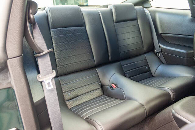 2008 Ford Mustang 24