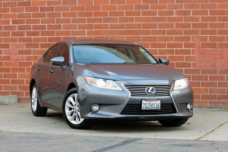 2014 Lexus ES 300h