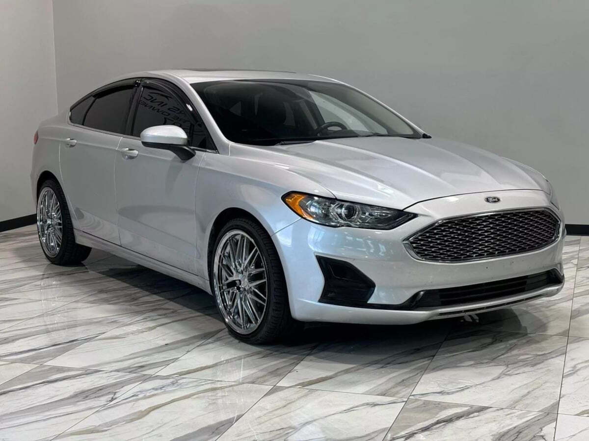 2019 Ford Fusion for sale at IMD MOTORS, INC in Dallas, TX