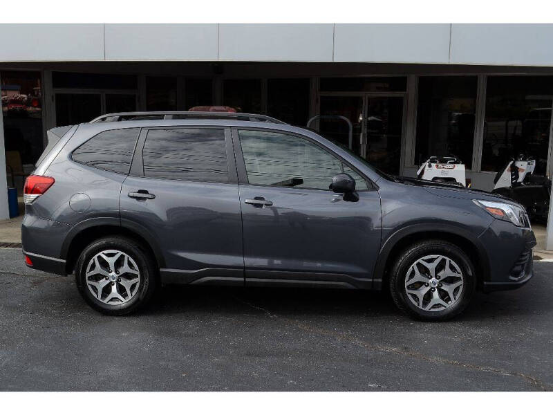 2024 Subaru Forester Premium