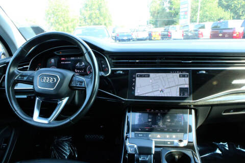 2022 Audi Q7 quattro Premium Plus 55 TFSI