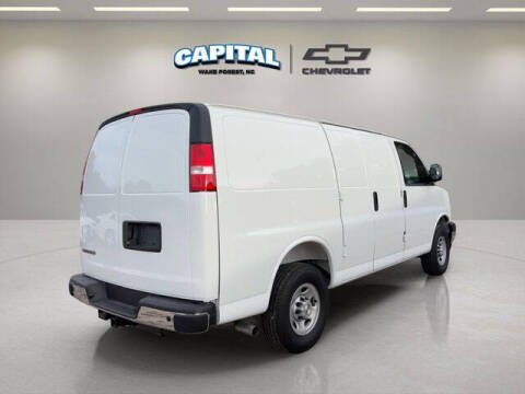2025 Chevrolet Express 2500